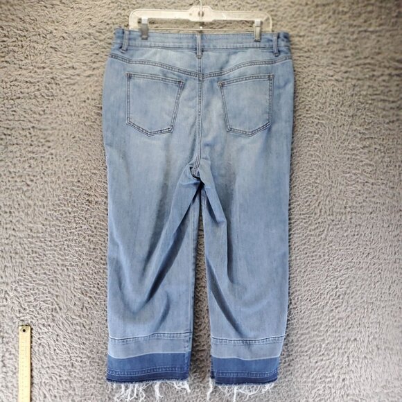 Chicos Jeans Women’s Size 2 US 12 Blue Wide Leg Crop Button Fly Frayed Hem - Picture 12 of 13
